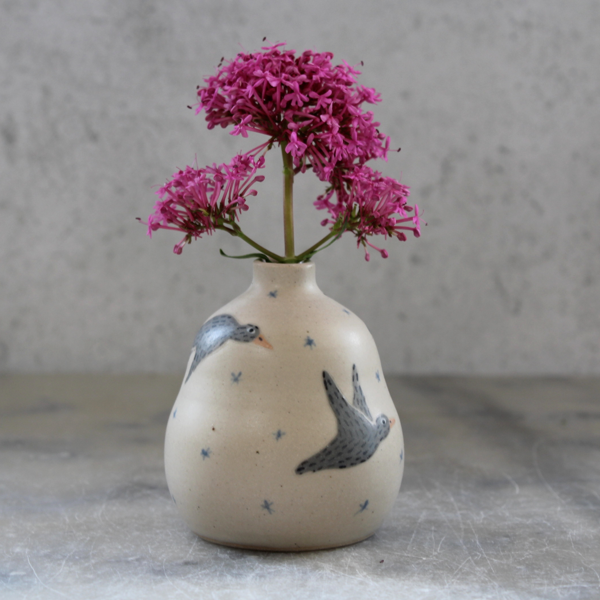 Mini vase Oiseaux, fabriqué et décoré à la main par Anaïs Trivier