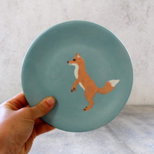 Assiette artisanale Renard en grès décorée à la main