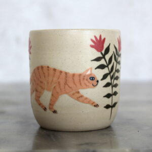 Tasse Chat roux tournée en grès et illustrée à la main par Anaïs Trivier