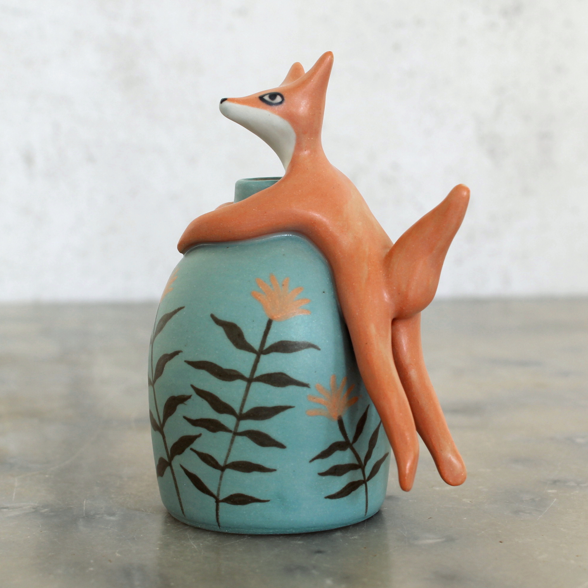 Mini vase modelé Renard. Pièce unique d'Anaïs Trivier.