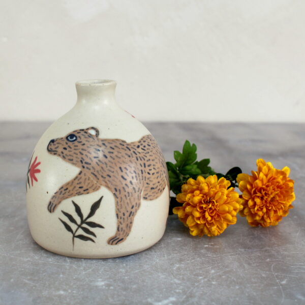 Mini vase Ours en grès, fabriqué et illustré par Anaïs Trivier