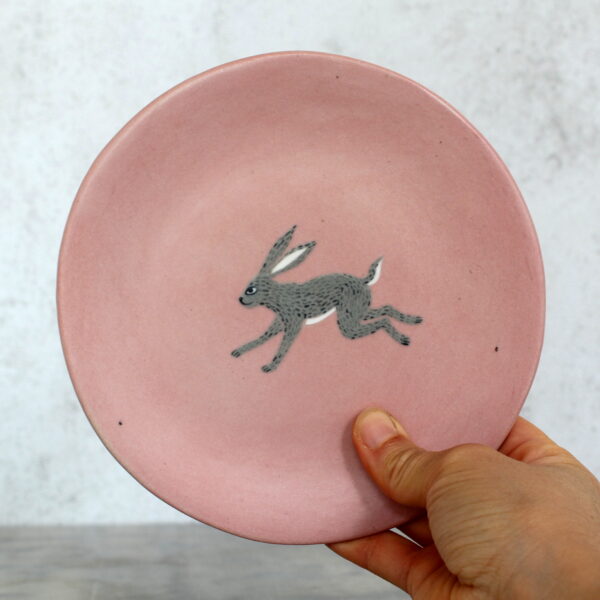 Assiette Tigre en céramique fabriquée et illustrée par Anaïs Trivier